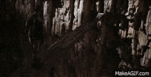 mies luolassa -gif